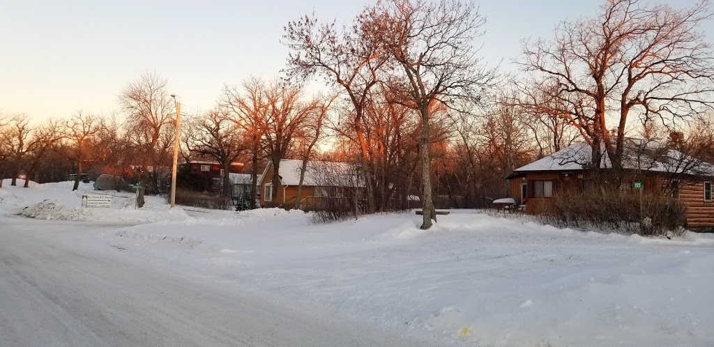 Sum Stuf | 50 Deepdale Ave, Grand Marais, MB R0E 0T0, Canada
