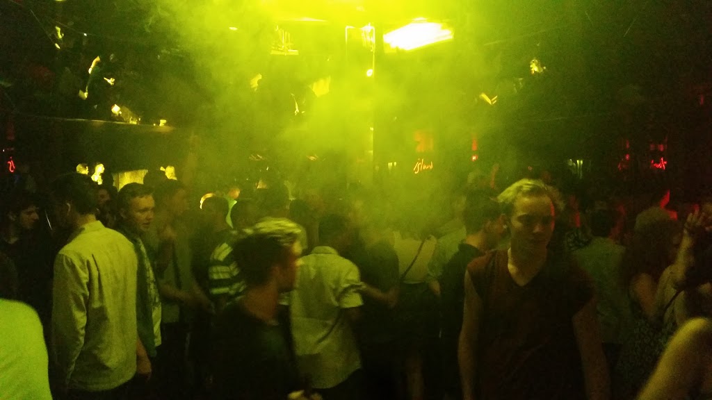 Island Nightclub Patio Bar | 4170 S Service Rd, Burlington, ON L7L 4X5, Canada | Phone: (905) 634-4900