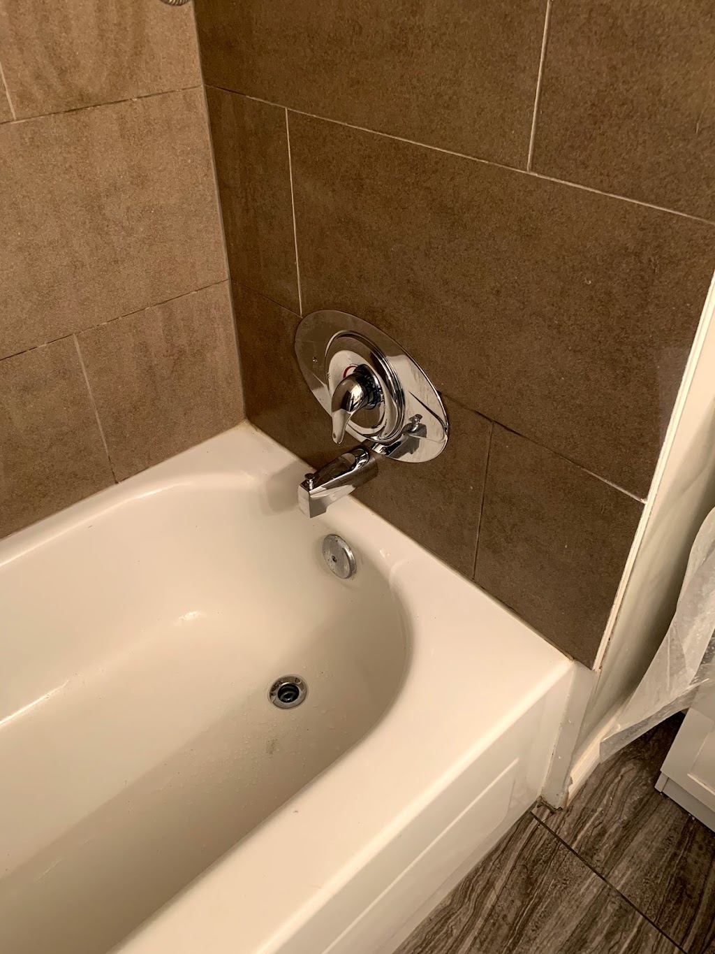 Oneplumb plumbing inc. | 1468 Bridge Rd, Oakville, ON L6L 2E1, Canada | Phone: (647) 927-5275