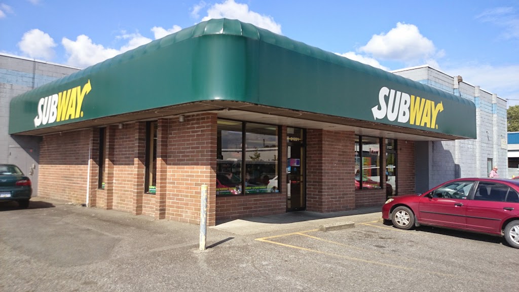 Subway | 31221 Peardonville Rd, Abbotsford, BC V2T 6K9, Canada | Phone: (604) 850-5997