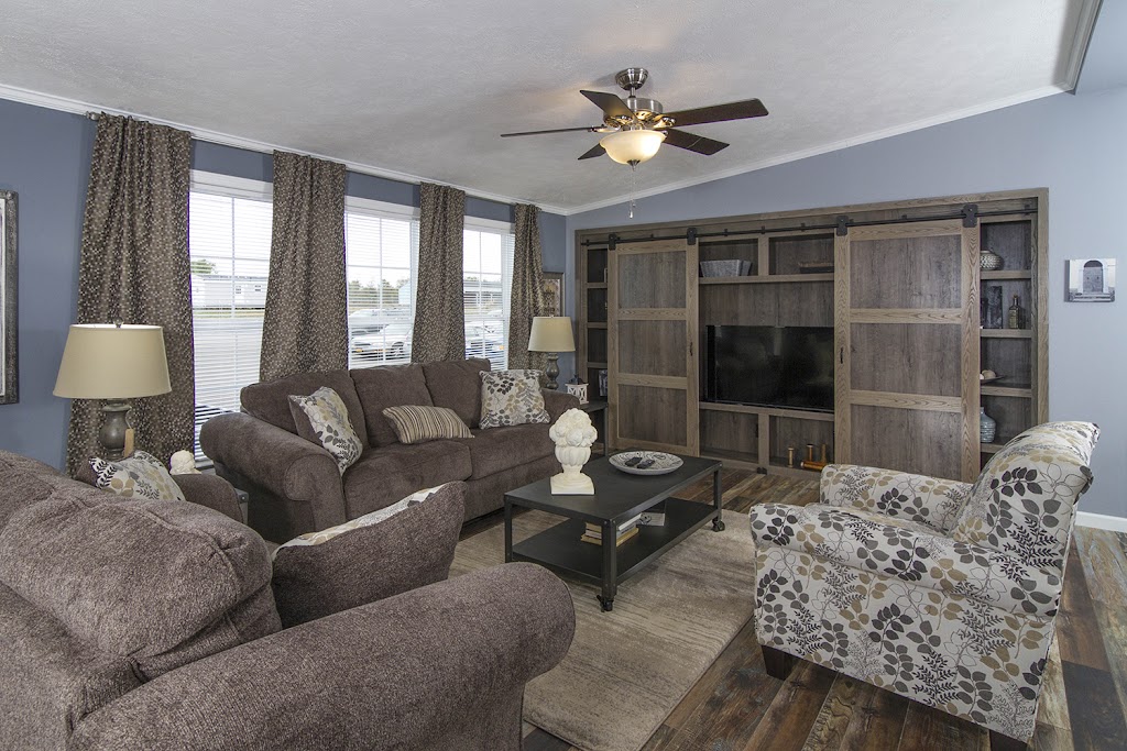 Shelter Cove | 15 Cricklewood Crescent, Nanticoke, ON N0A 1L0, Canada | Phone: (905) 776-8849
