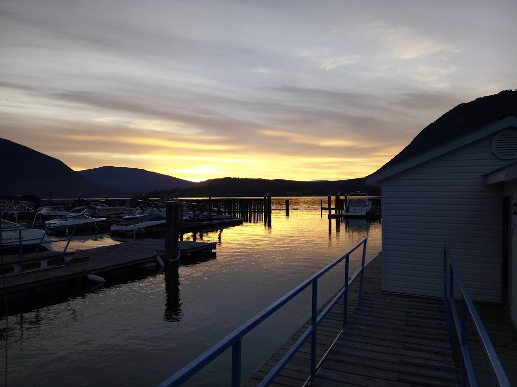 Captains Cove Marina | 2053 73 Ave NE, Salmon Arm, BC V1E, Canada | Phone: (250) 832-5224