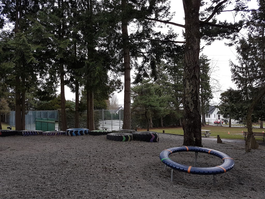 Connaught Heights Elementary School | 2201 London St, New Westminster, BC V3M 3G1, Canada | Phone: (604) 517-6010