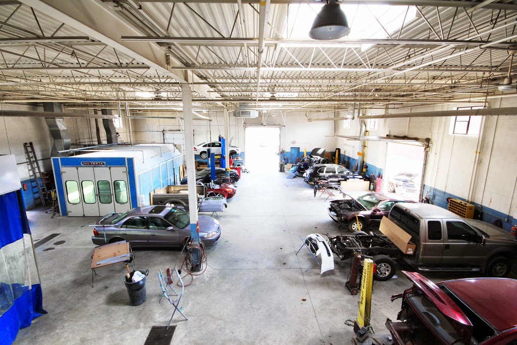 Eddystone Auto Collision Ltd | 700 Chrislea Rd, Woodbridge, ON L4L 8K9, Canada | Phone: (905) 856-6141