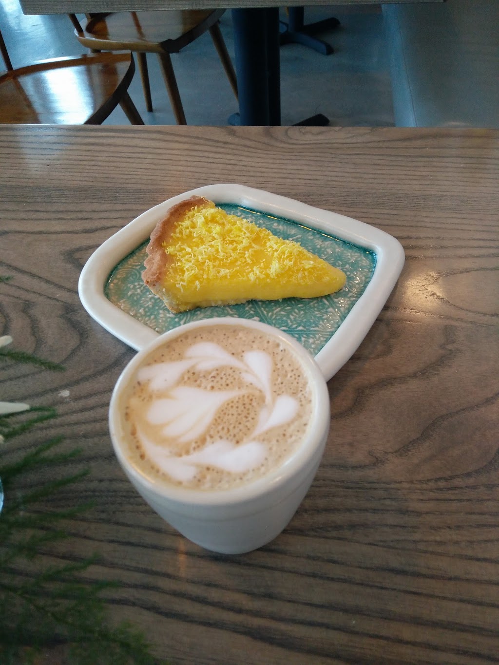 Vélo Café | 102 7V3, 2505 17 Ave SW, Calgary, AB T3C 1J7, Canada | Phone: (403) 452-8356