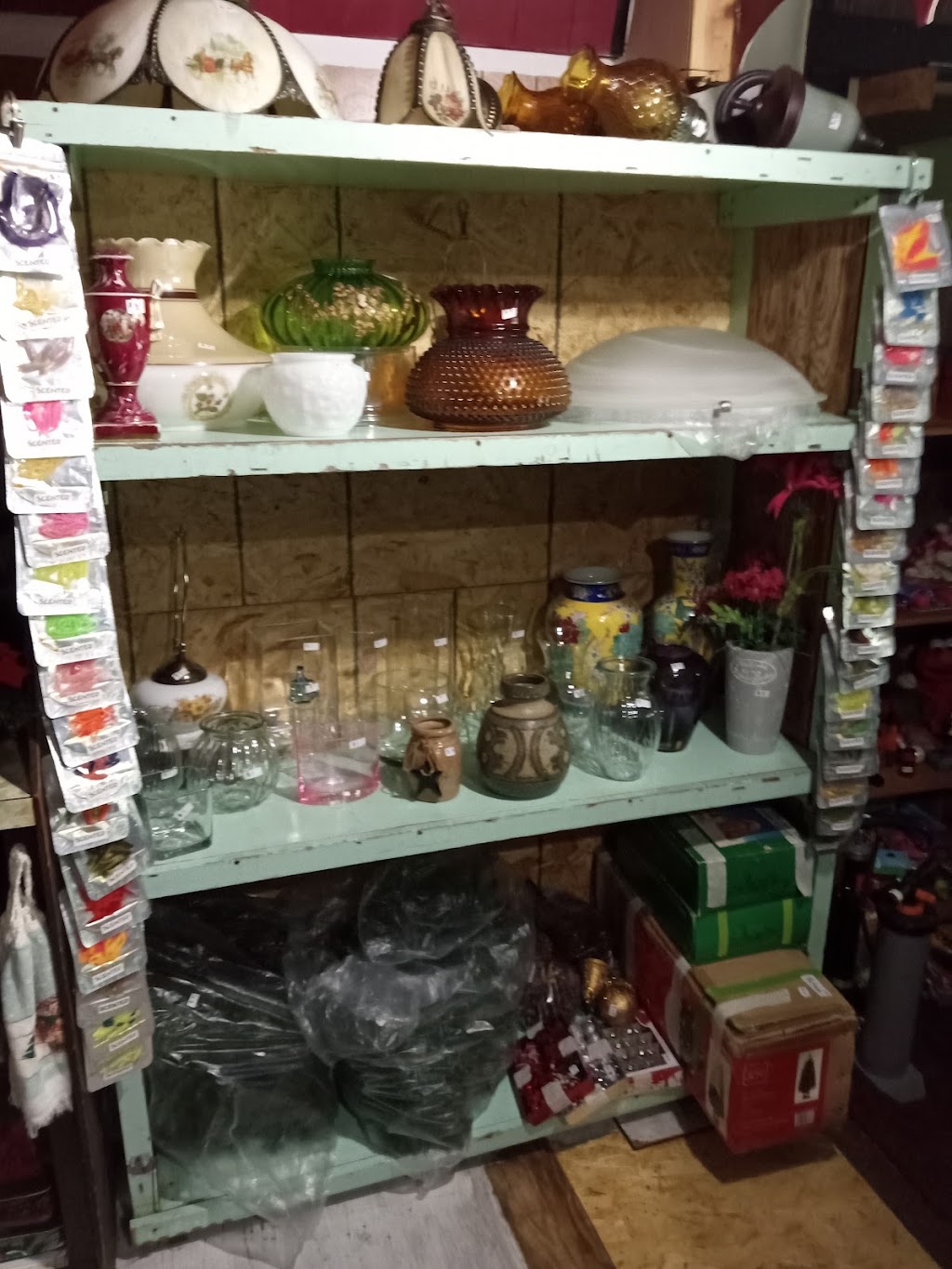 UKRAINIAN SANCTUARY THRIFT AND YARDSALE | 22668 Hwy 41, Denbigh, ON K0H 1L0, Canada | Phone: (613) 333-2221