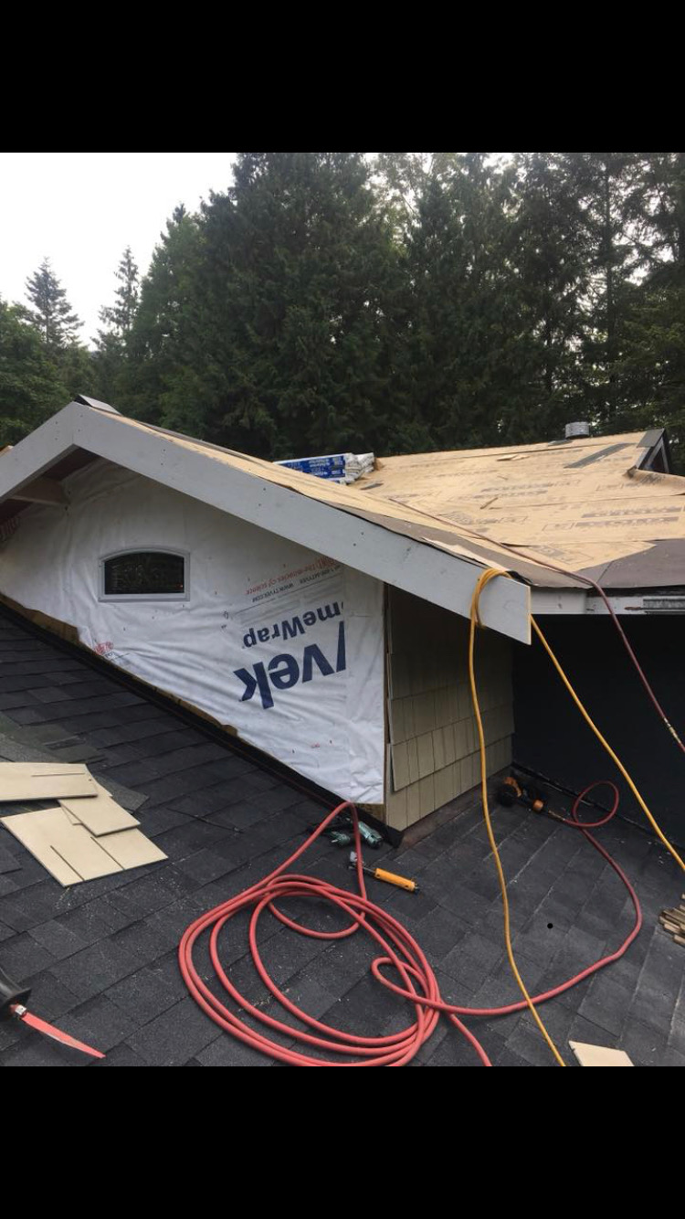 Nika Roofing Ltd | 4379 Glencanyon Dr, North Vancouver, BC V7N 4B4, Canada | Phone: (778) 858-7122