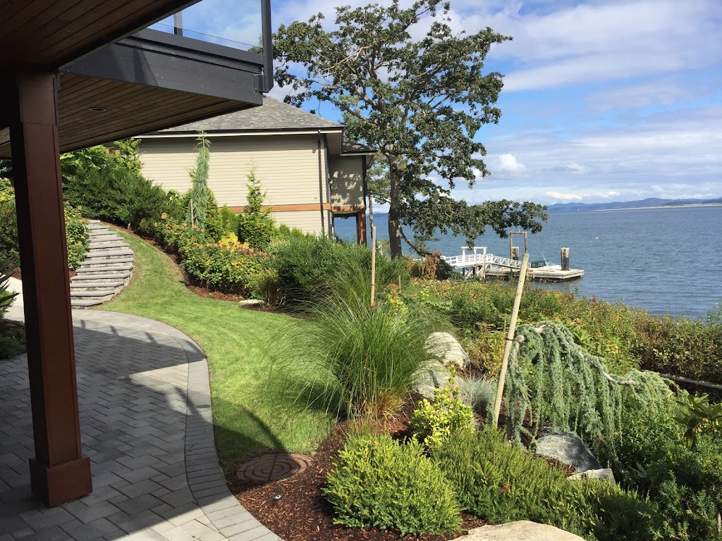 Mammoth Landscaping | 263 Prospect Lake Rd, Victoria, BC V9E 1J7, Canada | Phone: (250) 388-4616