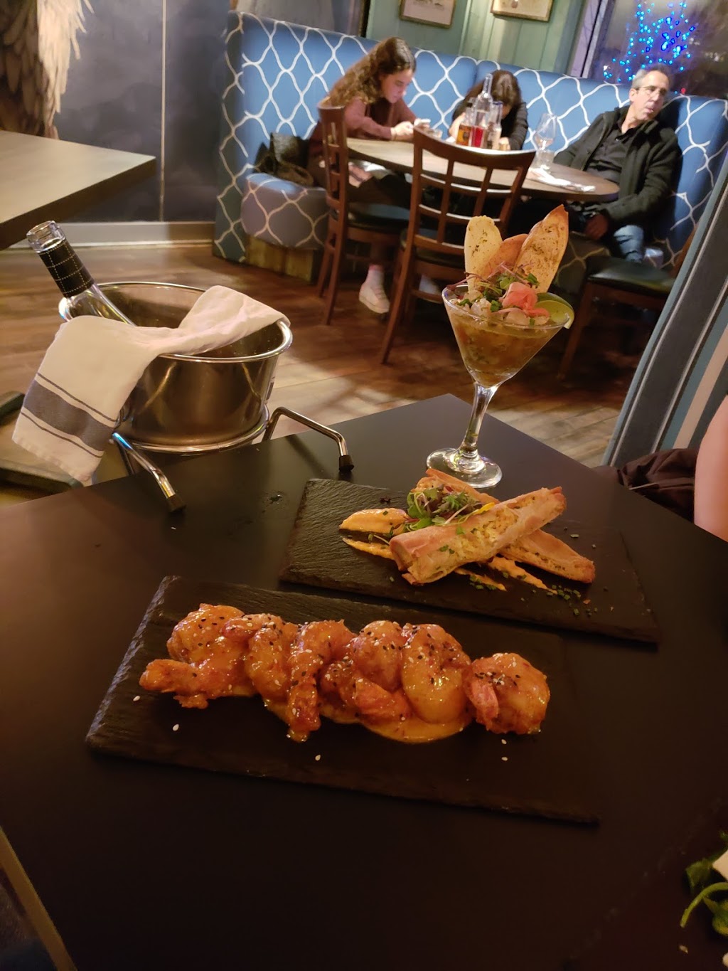 Le Shack Du Pêcheur Boucherville | 1052 Rue Lionel-Daunais, Boucherville, QC J4B 0B2, Canada | Phone: (450) 857-3474