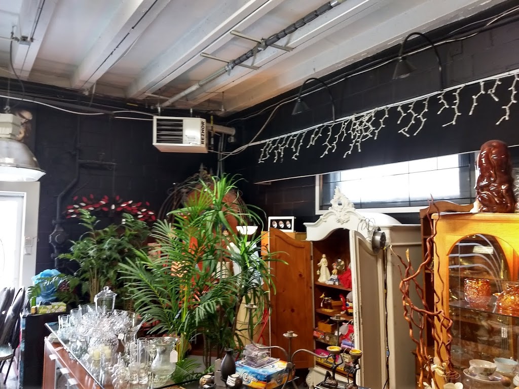 Bazar jiji | 13361 Boulevard Curé-Labelle suite2, Mirabel, QC J7J 1H1, Canada | Phone: (514) 692-8292