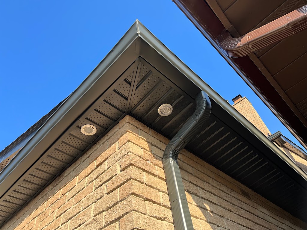 【靓】专业水槽 Leons Professional Gutter | 21 Clydesdale Rd, Markham, ON L3R 3S8, Canada | Phone: (647) 886-2600