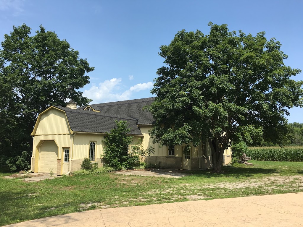 Lune | 35572 Huron Rd, Goderich, ON N7A 3X8, Canada | Phone: (226) 841-0208