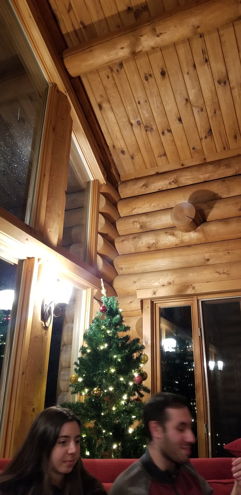 Chalet Totem II (Wynono) Blueberry Lake | 925 Chemin des Pionniers, Labelle, QC J0T 1H0, Canada | Phone: (514) 999-5273