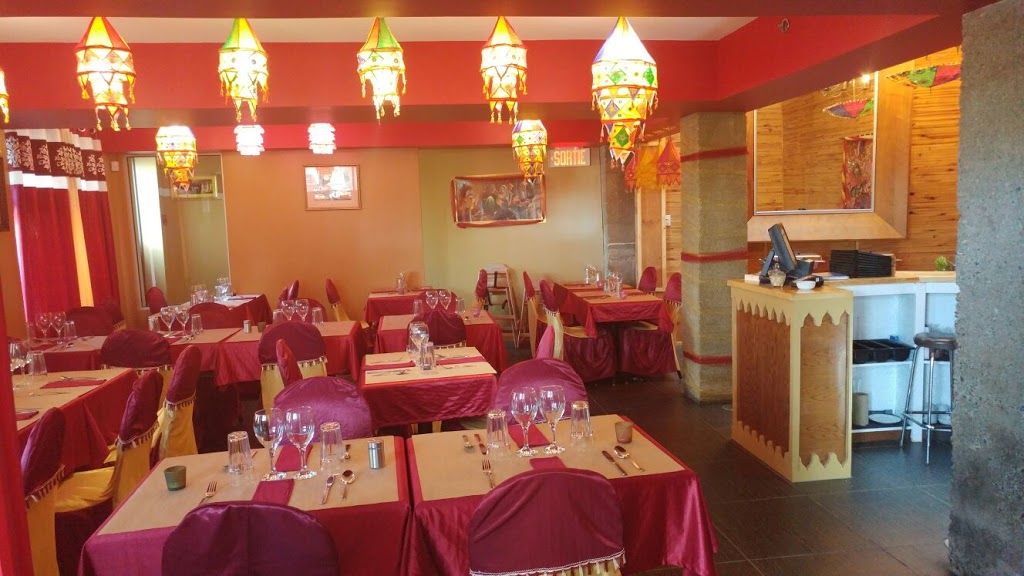Restaurant Taj Mahal | 892 Du St Maurice Promenade, Shawinigan, QC G9N 1L7, Canada | Phone: (819) 537-9444