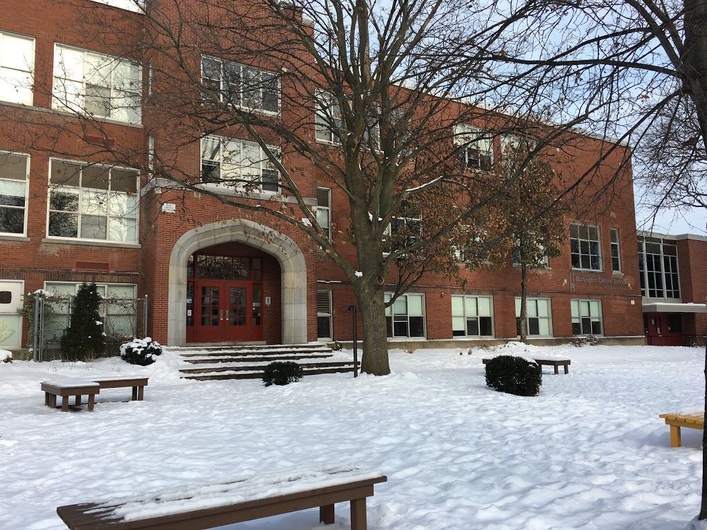 Burlington Central High School | 1433 Baldwin St, Burlington, ON L7S 1K4, Canada | Phone: (905) 634-7768