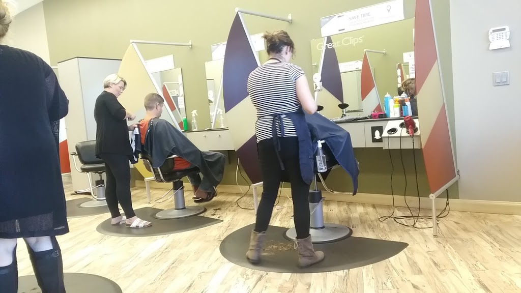 Great Clips | 494 Big Bay Point Rd Ste 102, Barrie, ON L4N 3Z5, Canada | Phone: (705) 726-9996