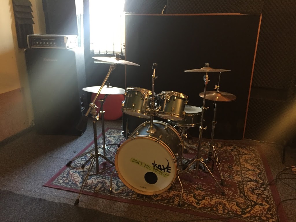 Groove Room Rehearsal Studios | 15 Towns Rd, Etobicoke, ON M8Z 1A2, Canada | Phone: (416) 259-3325
