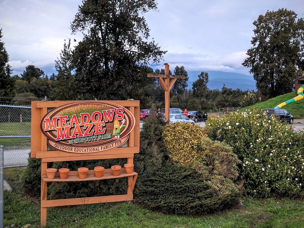 Hopcott Farms Manure and Hay Sales | 18211 Old Dewdney Trunk Rd, Pitt Meadows, BC V3Y 1Z1, Canada | Phone: (604) 465-5000