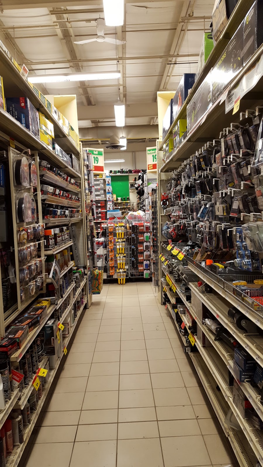 Canadian Tire | 160 Lindsay St, Fenelon Falls, ON K0M 1N0, Canada | Phone: (705) 887-3310