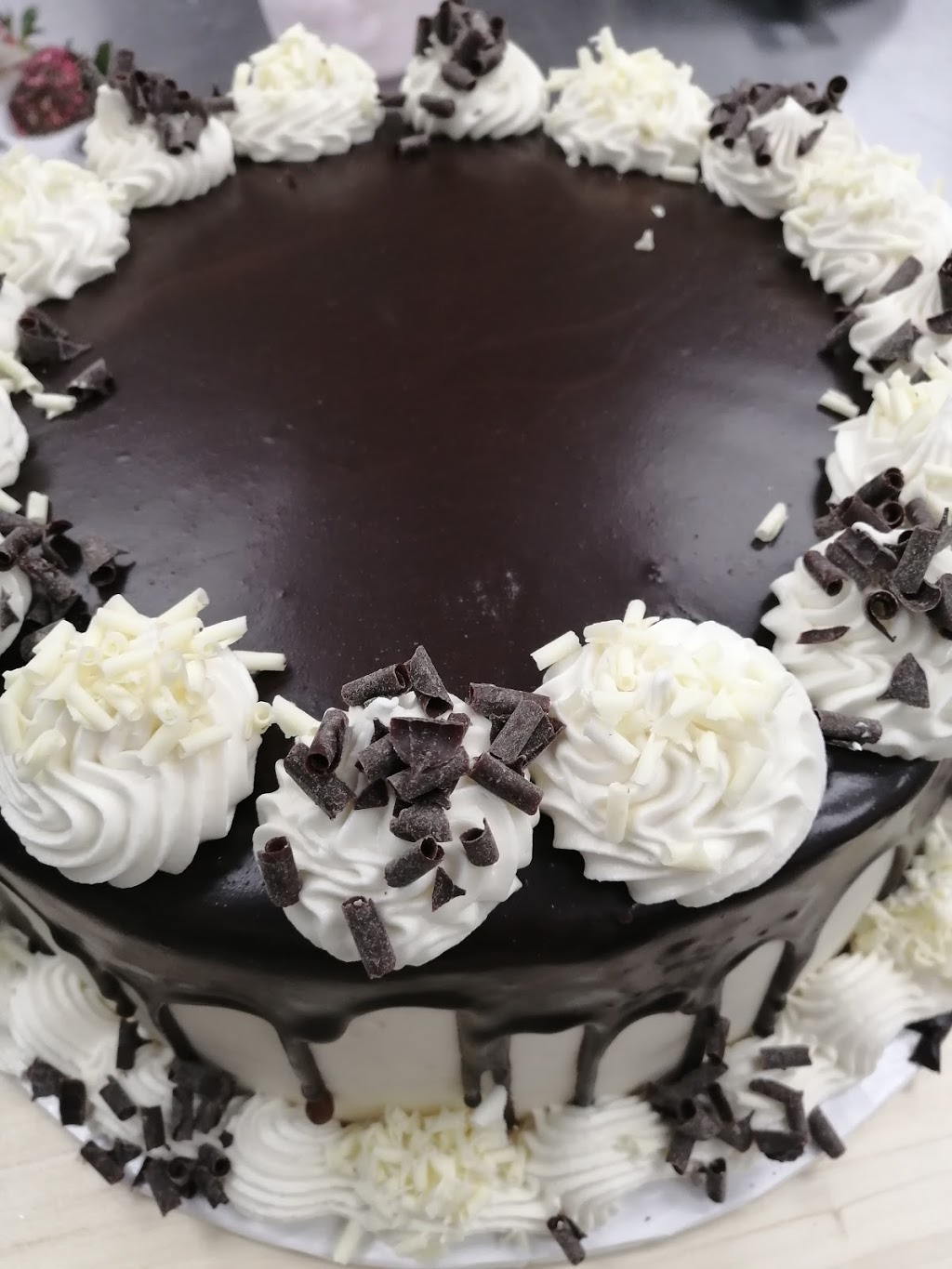 Sugarbowl Bakery & Sweet Shoppe | 6-954 Leathorne St, London, ON N5Z 3M5, Canada | Phone: (519) 668-7073