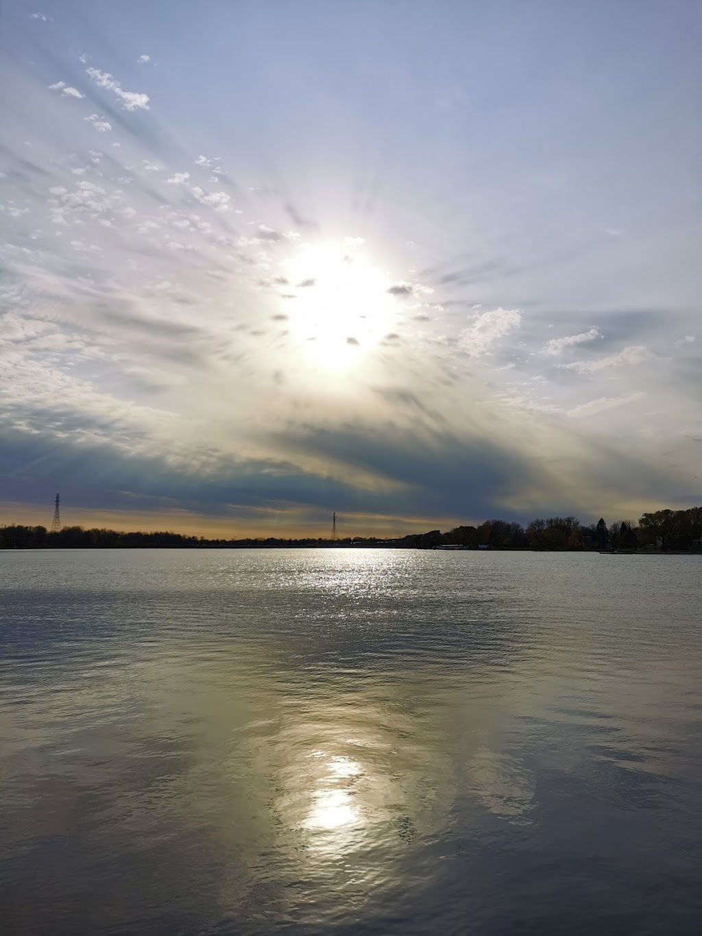 parc marina | 260 Chem. du Fleuve, Coteau-du-Lac, QC J0P 1B0, Canada | Phone: (450) 763-1927