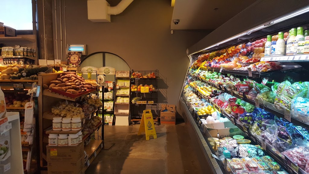 Donalds Market | 810 Quayside Dr, New Westminster, BC V3M 6B9, Canada | Phone: (604) 525-3331