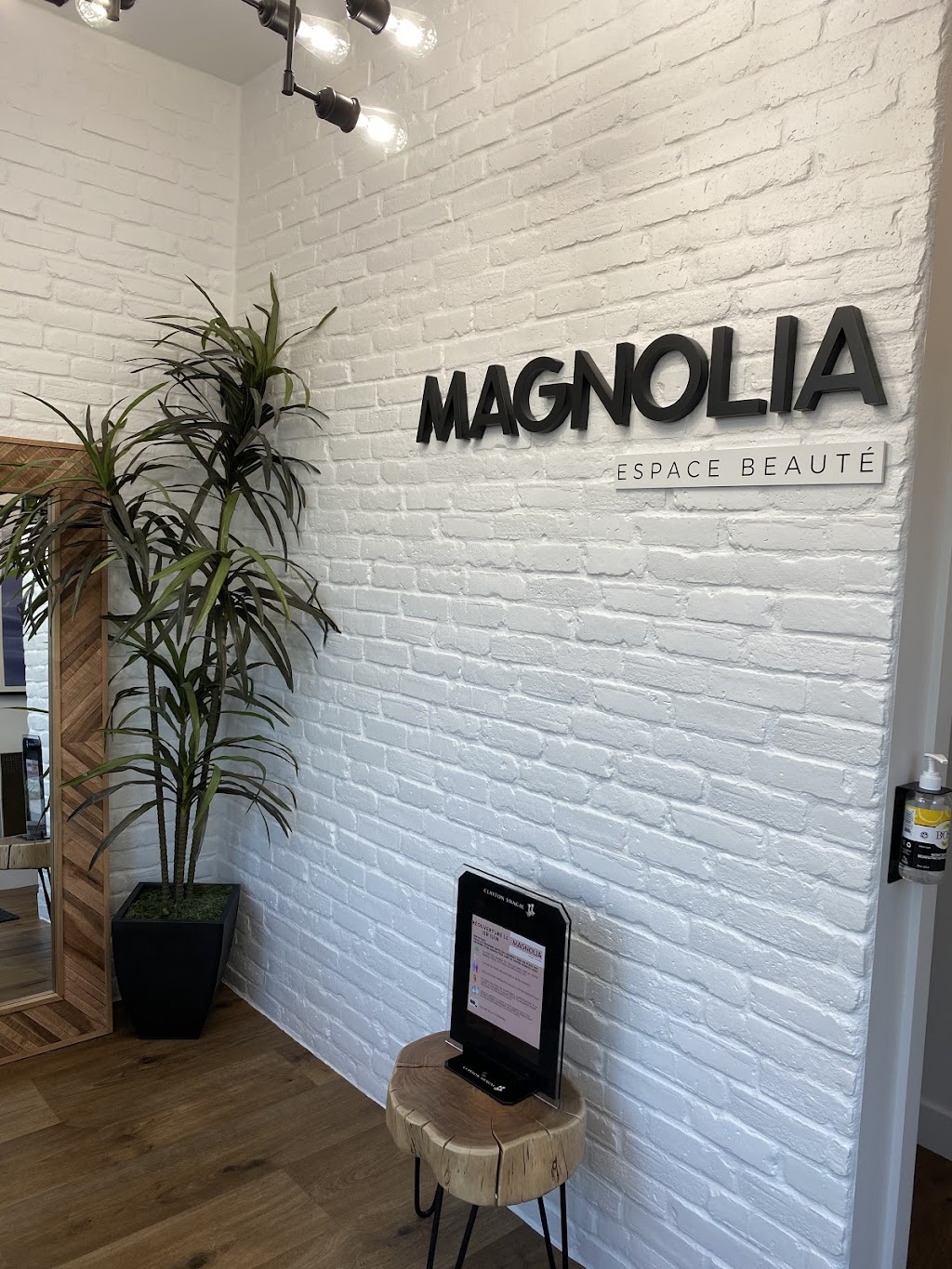 Magnolia Centre de sante & de beaute | 1575 Rue du Fraisier, Drummondville, QC J2C 0G8, Canada | Phone: (819) 474-7887