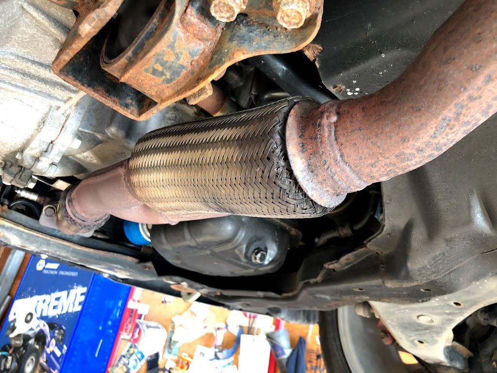 Muffler Works | 54 Grantham Ave S, St. Catharines, ON L2P 3H1, Canada | Phone: (905) 658-8827