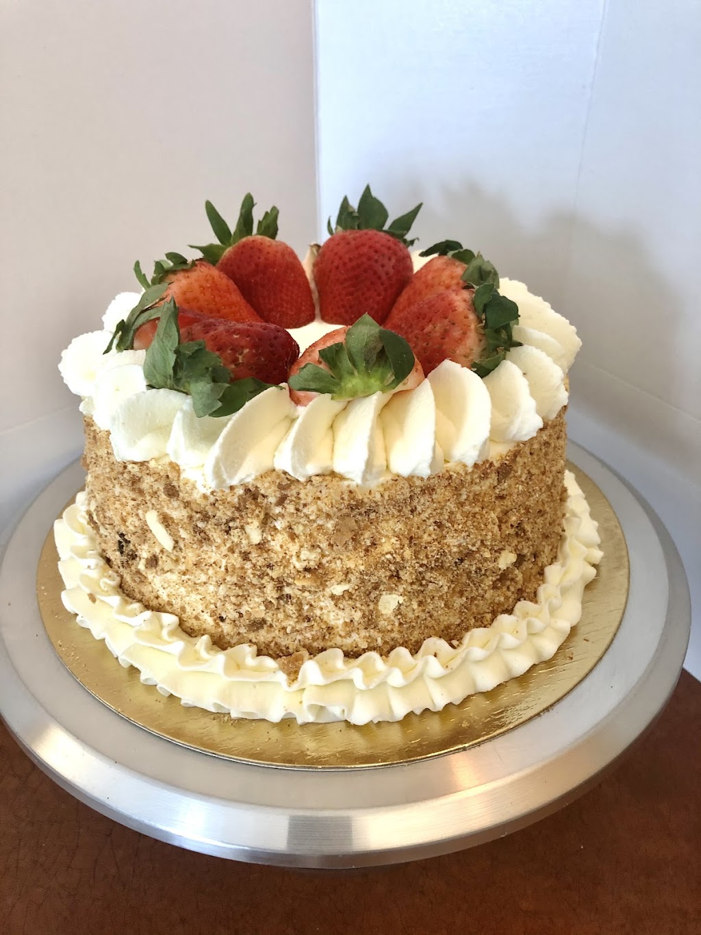 Luan Pâtisserie | 5990 Bd Saint-Michel Apt 5, Montréal, QC H1Y 2E5, Canada | Phone: (438) 220-5009