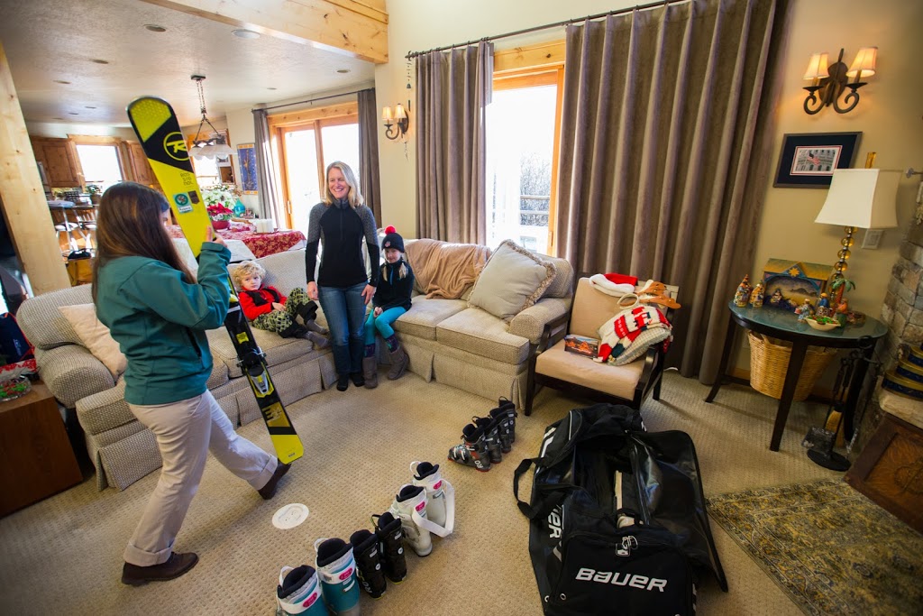 Ski Butlers Ski Rental Delivery | 8021 Mons Rd #5, Whistler, BC V0N 1B8, Canada | Phone: (604) 902-8950