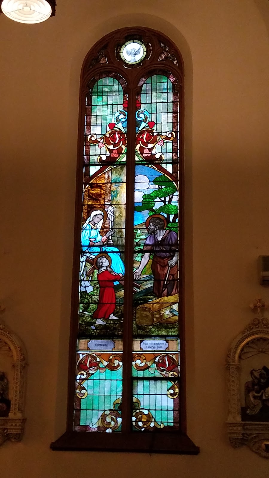 Community Thrift Store at Historic Holy Trinity | 1419 Falls St, Niagara Falls, NY 14303, USA | Phone: (716) 299-0799