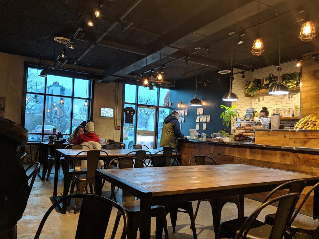 The Cold Pressery | 4310 Sherwoodtowne Blvd #5, Mississauga, ON L4Z 4C4, Canada | Phone: (905) 803-8222