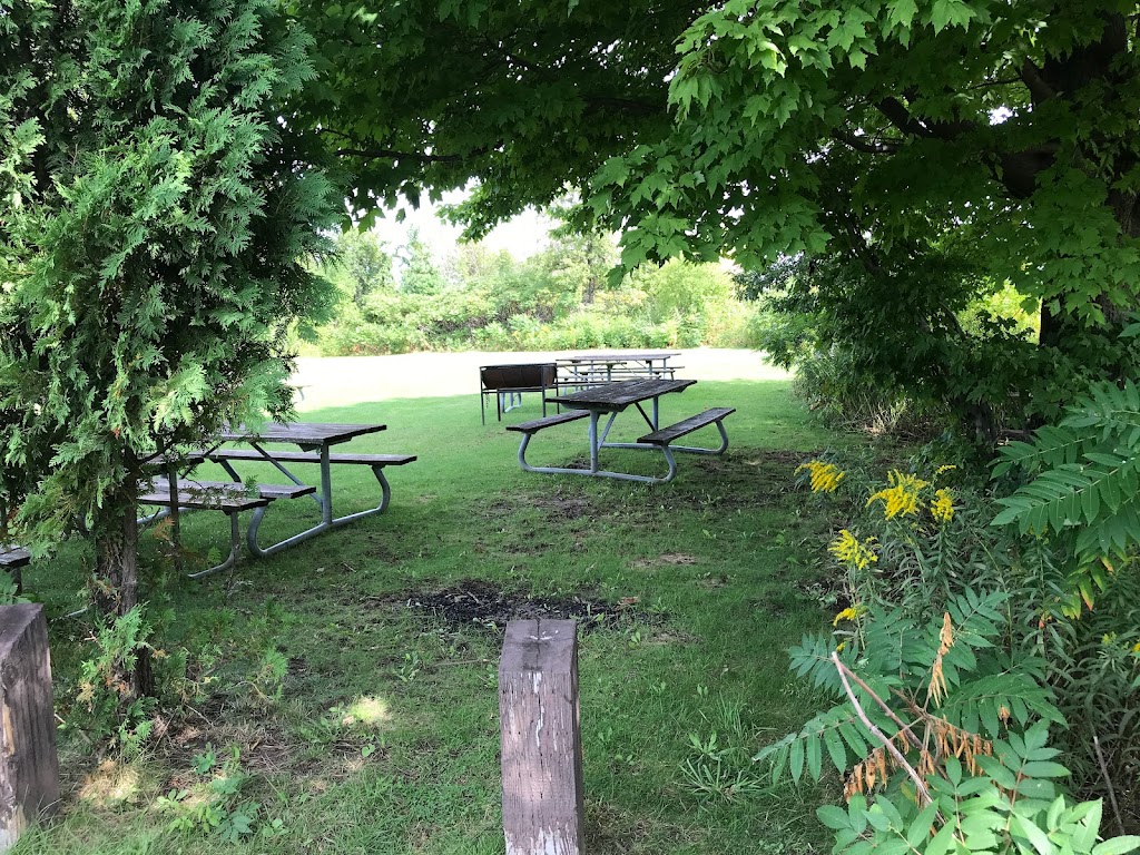 The Orchard | Confederation Park A, Hamilton, ON L8E, Canada | Phone: (905) 547-6141