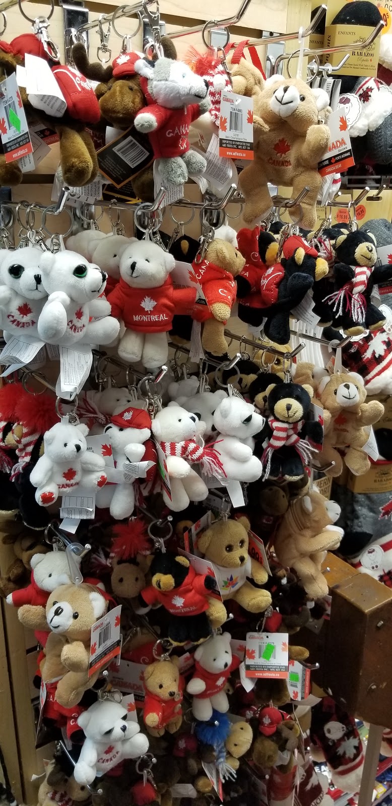 Souvenir du Québec | 344 Rue Notre-Dame Est, Montréal, QC H2Y 1C7, Canada | Phone: (514) 895-0746