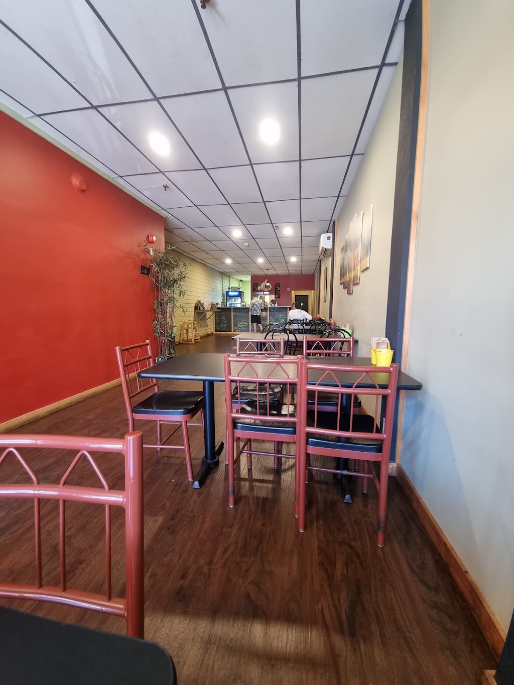 Khoaw Pon Authentic Thai | 25 Hopeton Rd, Stratford, PE C1B 1T6, Canada | Phone: (902) 626-3433