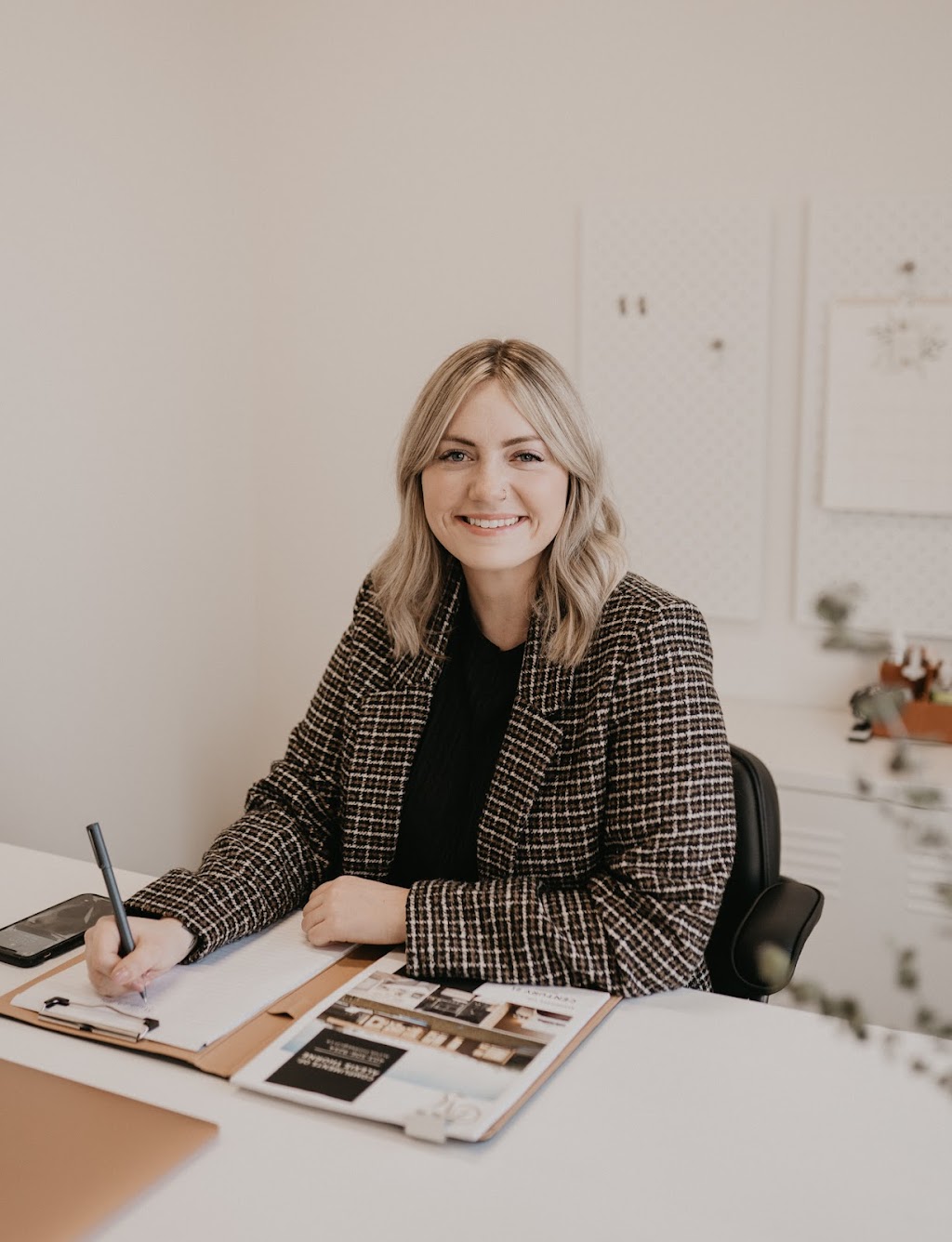 Alexis Glackin Real Estate | Red Deer & Surrounding Areas | 3617f 50 Ave, Red Deer, AB T4N 3Y5, Canada | Phone: (403) 506-9254