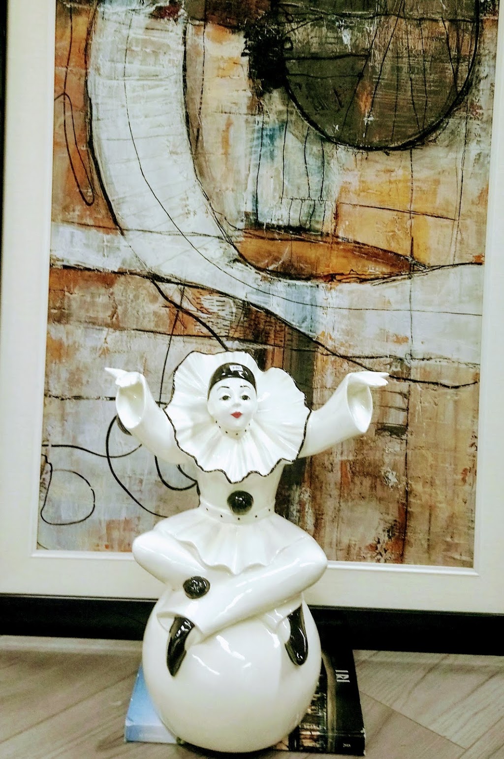 Christine Ps Art & Lifestyle Gallery. | 783 Colborne St E, Brantford, ON N3S 3S3, Canada | Phone: (647) 282-9564