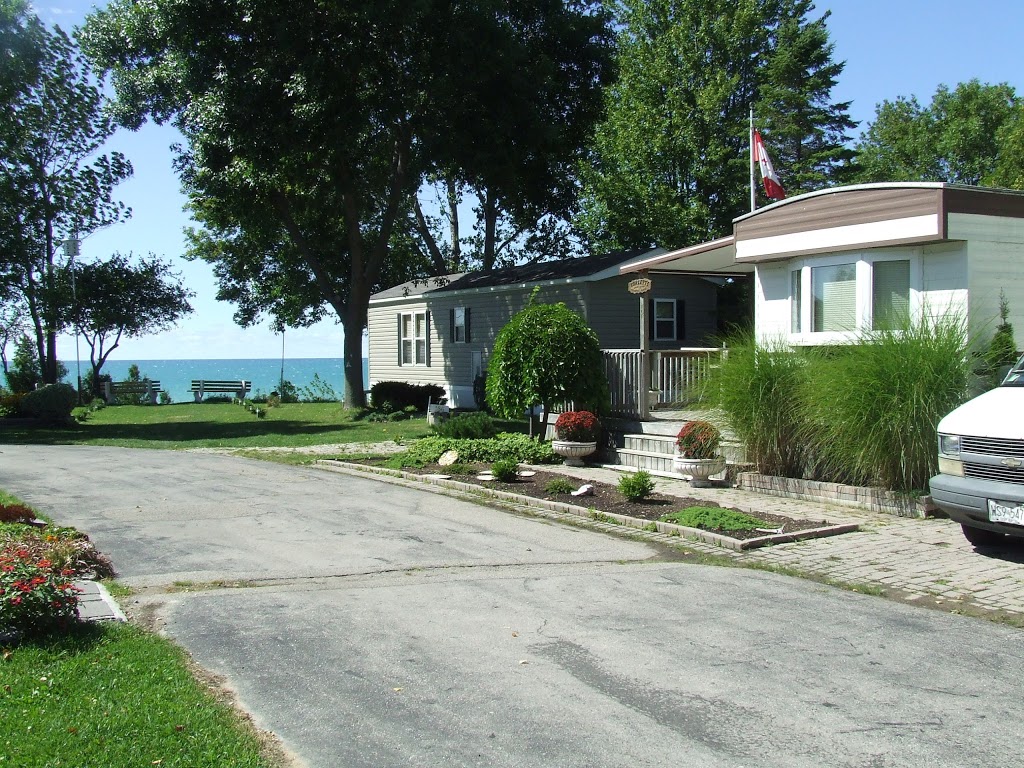 Paul Bunyan Lake Front Resort | 75559 Lidderdale St, Bayfield, ON N0M 1G0, Canada | Phone: (519) 565-5355