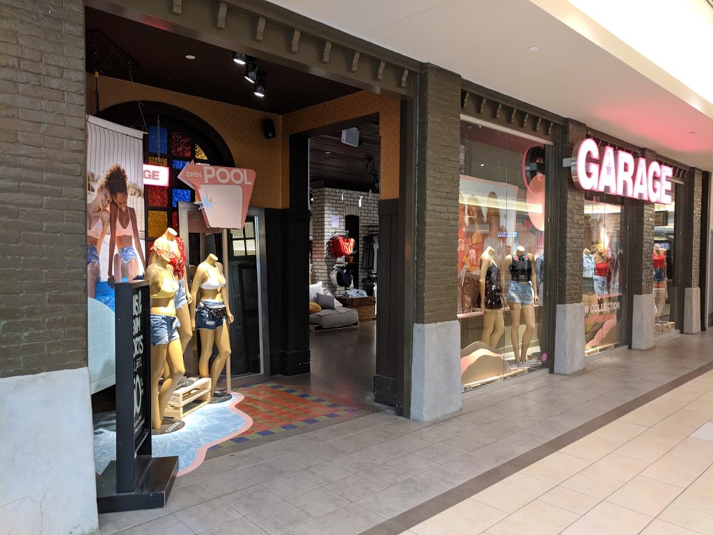 Garage | 435 Stone Rd W #E02, Guelph, ON N1G 2X6, Canada | Phone: (519) 822-6386