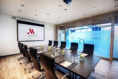 Marriott Niagara Falls Hotel Fallsview & Spa | 6740 Fallsview Blvd, Niagara Falls, ON L2G 3W6, Canada | Phone: (888) 501-8916