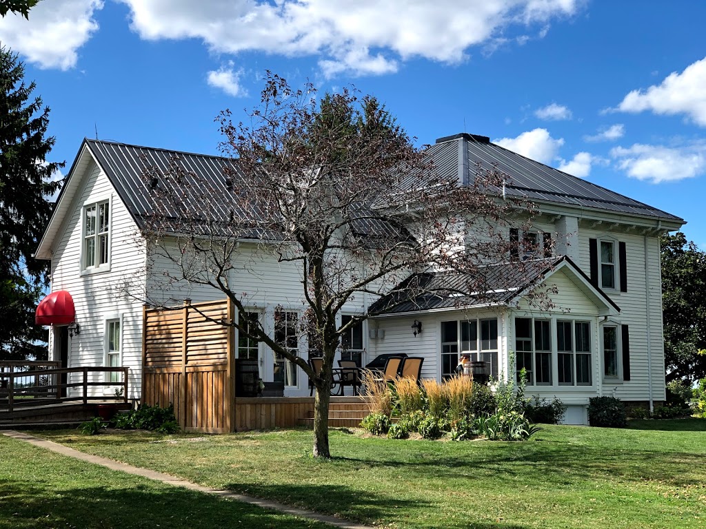 Sue-Ann Staff Estate Winery | 3210 Staff Ave, Jordan Station, ON L0R 1S0, Canada | Phone: (877) 566-1719