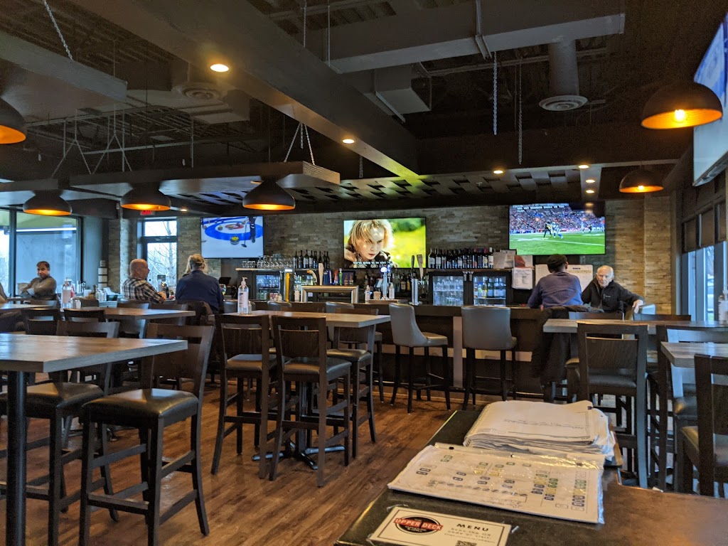 The Upper Deck TapHouse + Grill | 210 Martindale Rd, St. Catharines, ON L2R 6P9, Canada | Phone: (905) 682-3325