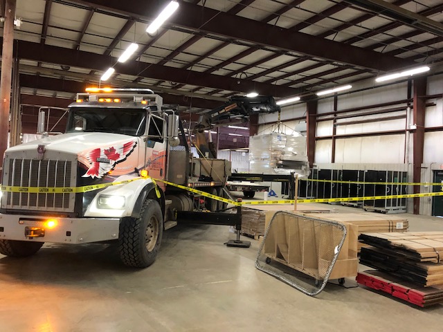 Falcon Trucking & Crane Inc. | 38445, Range Rd 271, Red Deer, AB T4P 0X3, Canada | Phone: (403) 596-5462