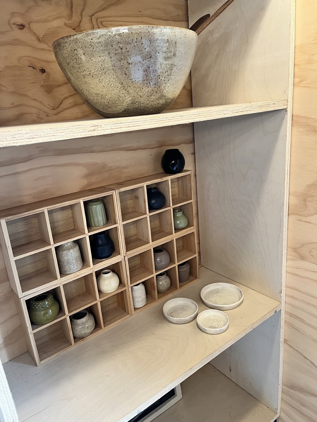 Consecon Ceramics | 51 Consecon Main St, Consecon, ON K0K 1T0, Canada | Phone: (613) 243-8776