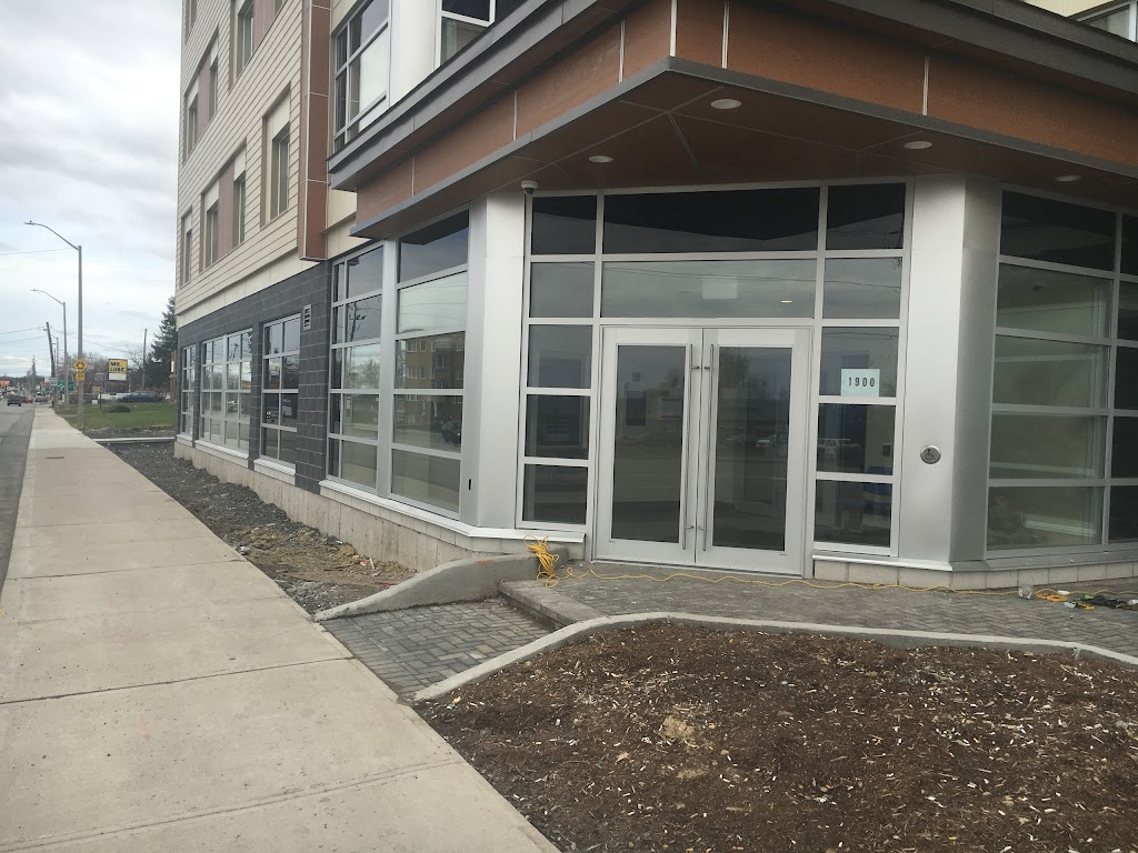 Johns Glass | 2265 Petawawa Blvd, Pembroke, ON K8A 7G7, Canada | Phone: (613) 687-2530