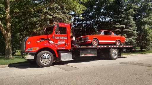 S & S Towing Inc | 1290 Range Rd, Port Huron, MI 48060, USA | Phone: (810) 984-1593