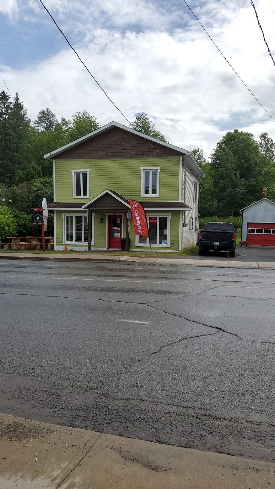 Lartisan du péché | 543 Rue Principale, Sainte-Marcelline-de-Kildare, QC J0K 2Y0, Canada | Phone: (450) 883-7778