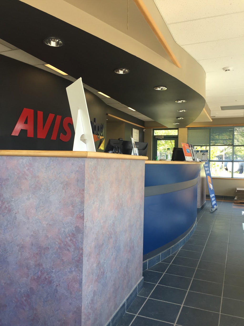Avis Car Rental | 38 Edgewater St, Kanata, ON K2L 1V8, Canada | Phone: (613) 831-3380