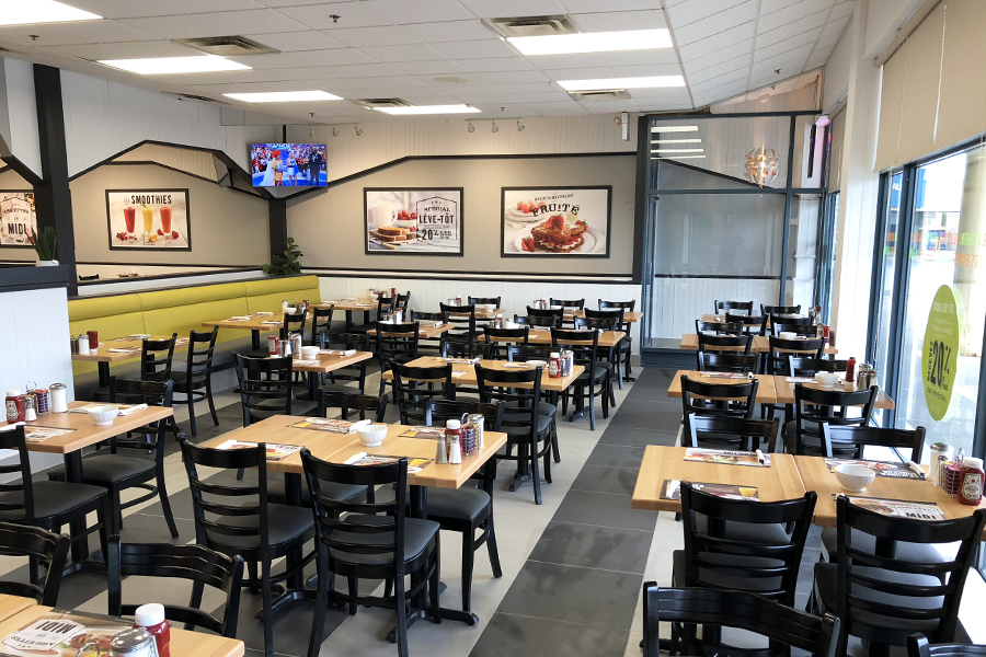 Tutti Frutti déjeuner et diner | 585 Avenue Saint-Charles, Vaudreuil-Dorion, QC J7V 8P9, Canada | Phone: (450) 455-0046