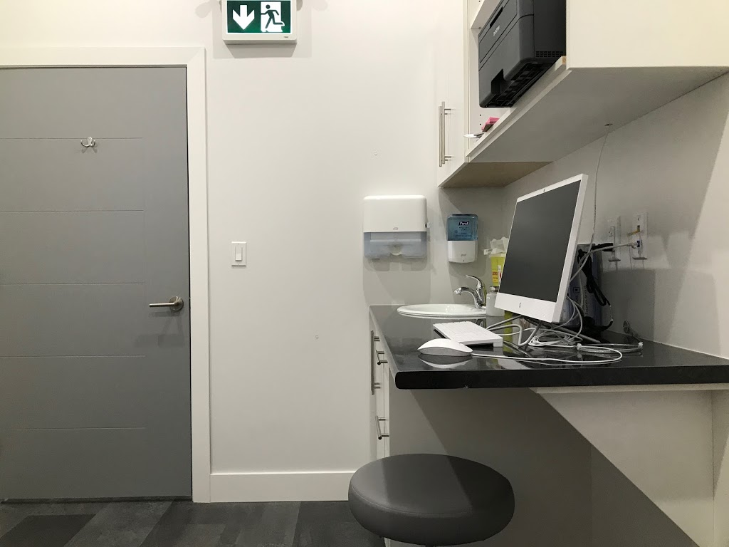 Orchid Medical Clinic | 805 Boyd St Unit D120, New Westminster, BC V3M 5X2, Canada | Phone: (604) 544-6462